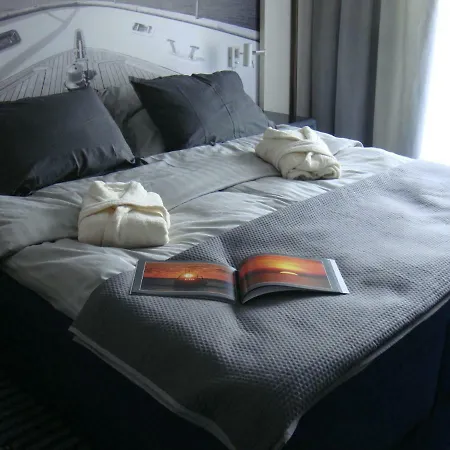 Luxury B 203 Polanki Park Basen&spa * 科沃布热格